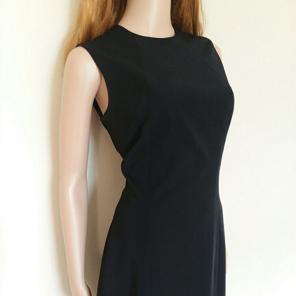 Dresses & Skirts - Tahari Little Black Dress Womens Size 10